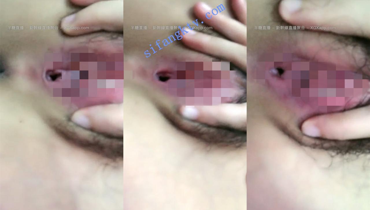 两个00后小萝莉下海 姐妹玩游戏 全裸抠逼自慰 小穴超粉 图 07