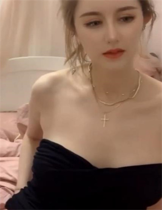 万人求的华人女神 Fiona_o 爆乳酥胸,跳蛋自慰呻吟爽极了 图 01