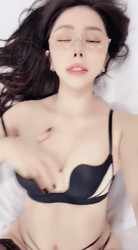 秒杀正规平台 简i和短发屁 美到极致双女神同框性感到爆 图 05