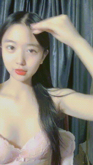 新人!兄弟们!顶级校花来了~ 汉堡 道具自慰!淫水狂喷~ 图 01