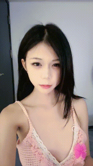 重磅！本月最頂校花！美到炸~【咬寶寶】潮流騷舞！自慰~爽
