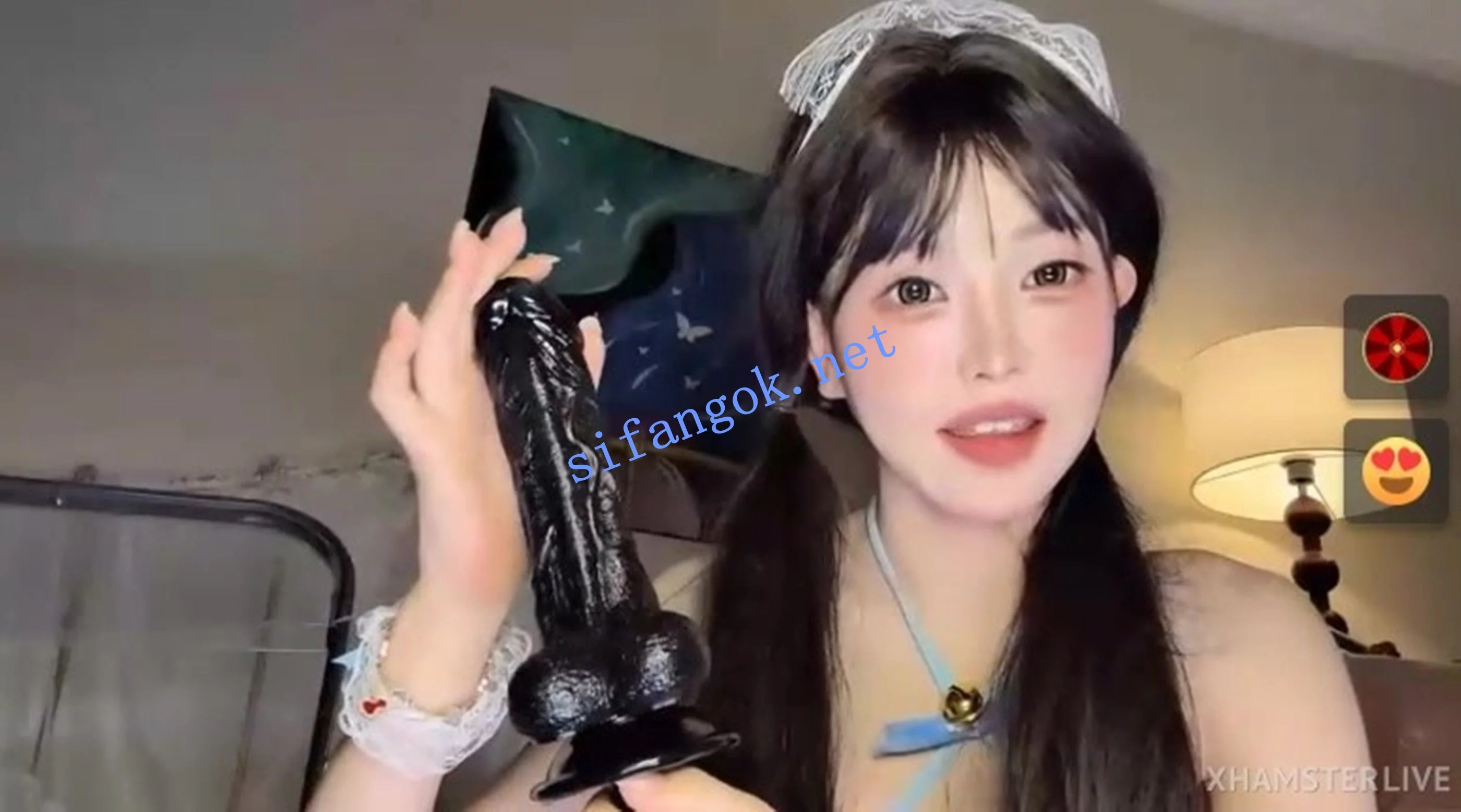灬22岁少女梦梦! kiraa 颜值炸裂~极品美酥乳~一线天自慰~ 图 01