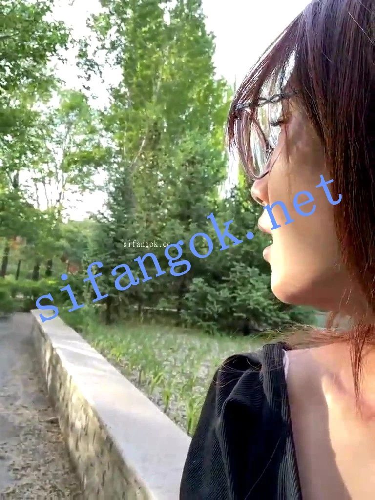 ✅ST开票 GG-BONG1 公园特写抽插喷水有人路过 图 04