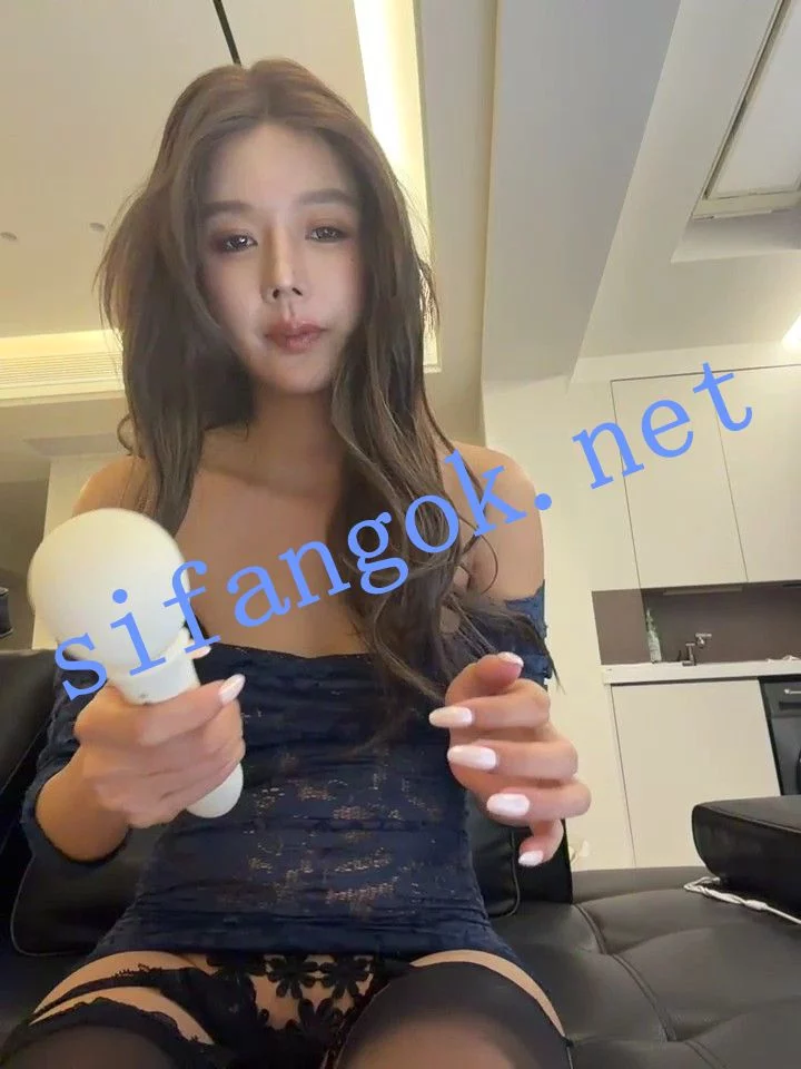 ☛ST开票 BBi-0329 全裸特写抽插喷水女上m腿 骚话勾魂 图 02
