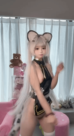 推特极品萝莉 小瑜酱/幼犬 2026会员合集 裸舞嫩穴自插外露出 图 37