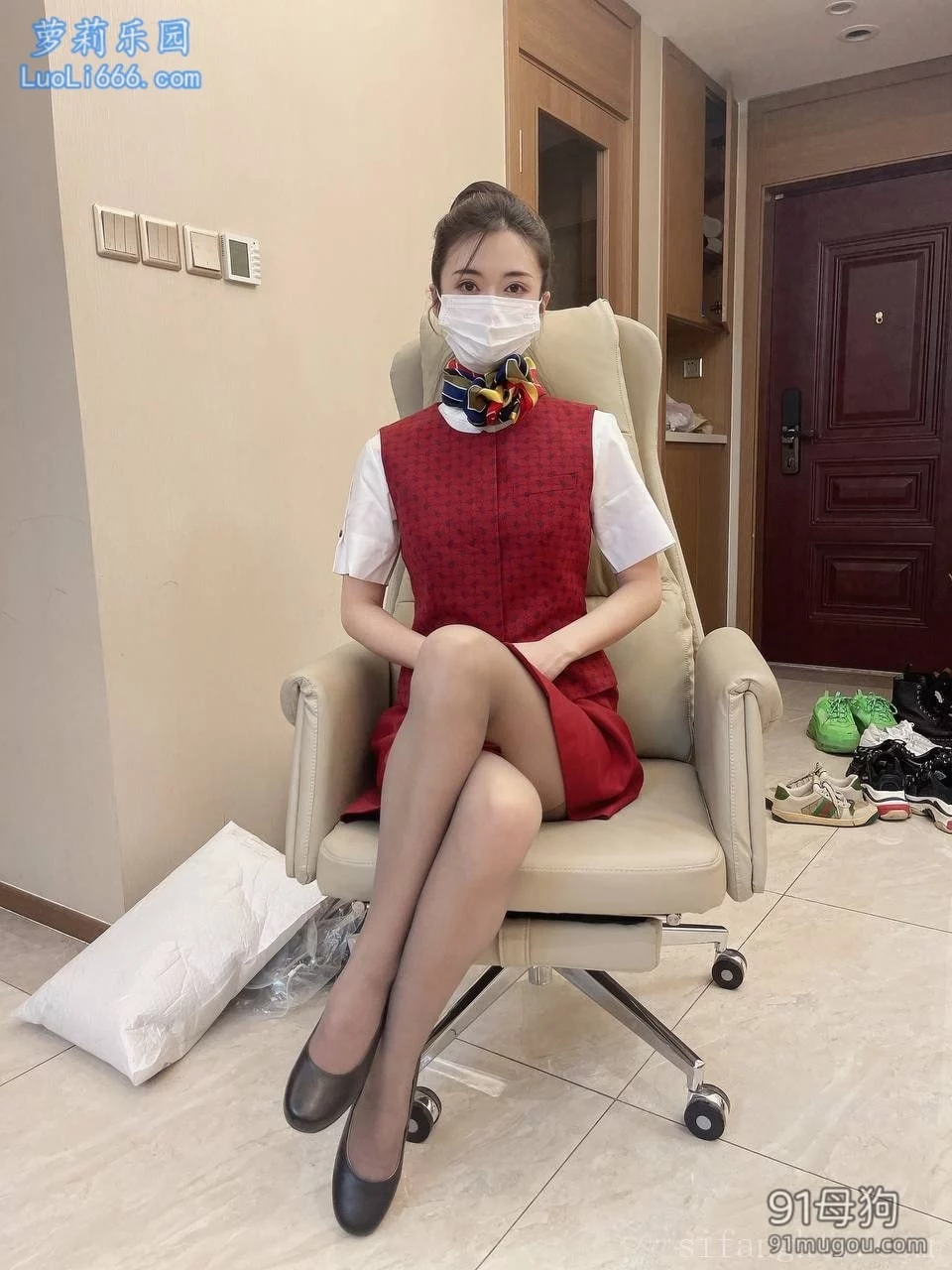 泄密 龙航空姐 上班女神下班母狗 &「金昭熙」如狼似虎的气质少妇 图 15