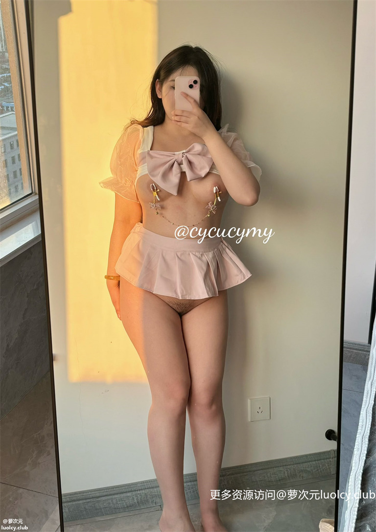 捏捏小桃 – [288门槛] [复出] 10分钟 Cos_[花合斗+晚萤] 大奶萝莉福利 [1072V-1.31G]